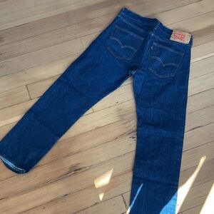 Levi's Dark Blue Denim 501 Button Fly Jeans 33 x 32